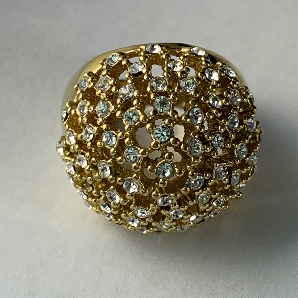 Beautiful costume dome ring